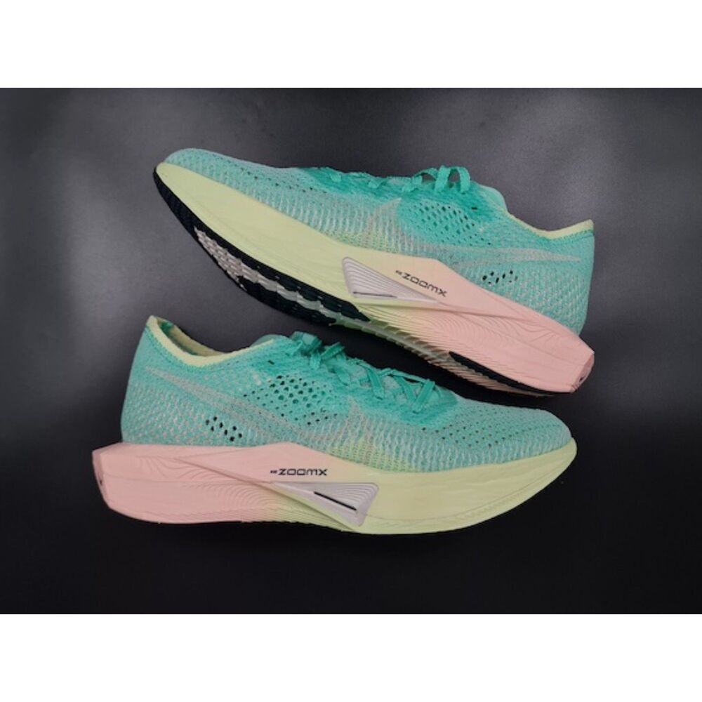 Nike ZoomX Vaporfly 3. Mint Foam Sunset Tint (Women’s). SIZE 9 - HQ3505-379